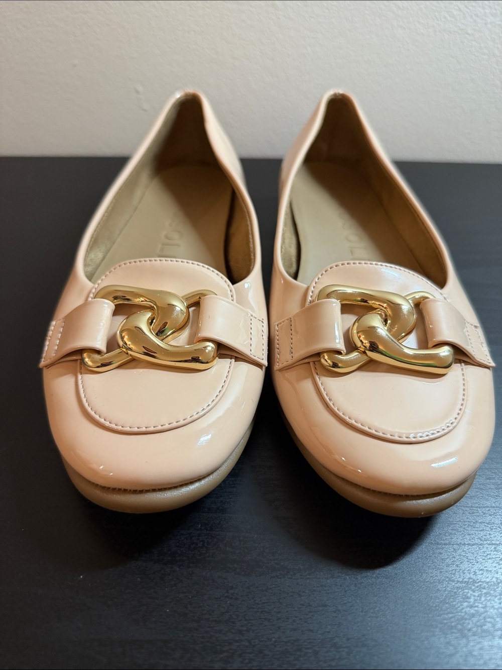 AEROSOLES Patent Loafers with Gold Chain in Nude Pink